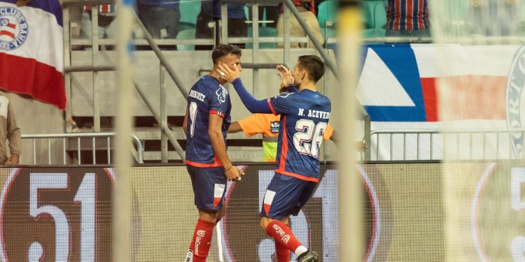 Bahia brilha na Fonte Nova, vence Ceará e garante vaga antecipada no Nordestão