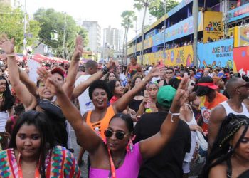 Ivete Sangalo, Claudia Leitte, Saulo e Bell: confira programação do último dia de Carnaval