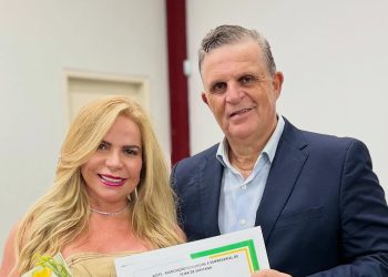 ACEFS homenageia Marise Chastinet e líderes femininas em celebração do Mês da Mulher