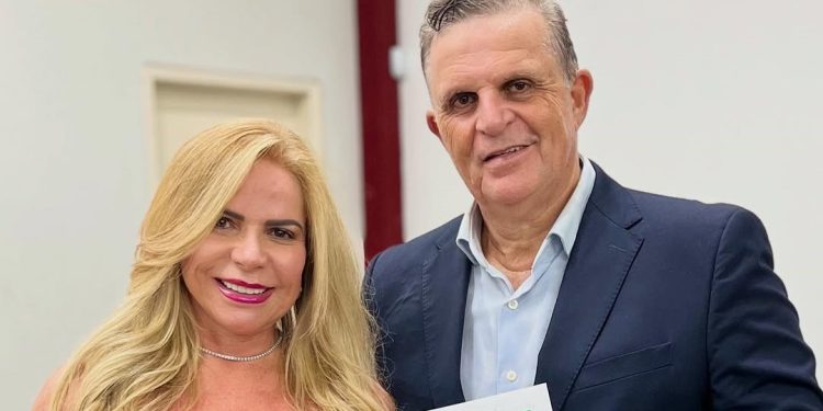 ACEFS homenageia Marise Chastinet e líderes femininas em celebração do Mês da Mulher