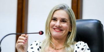 Ivana Bastos assume presidência da Assembleia Legislativa da Bahia