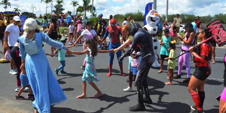Domingo de diversão e bem-estar na Noide Cerqueira durante a primeira edição do Lazer na Avenida
