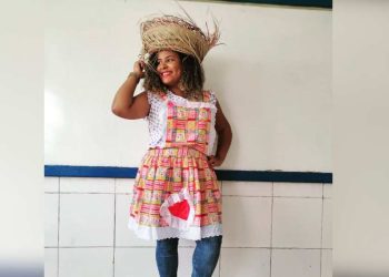 Professora salva aluno engasgado graças a curso de primeiros socorros oferecido pela Seduc