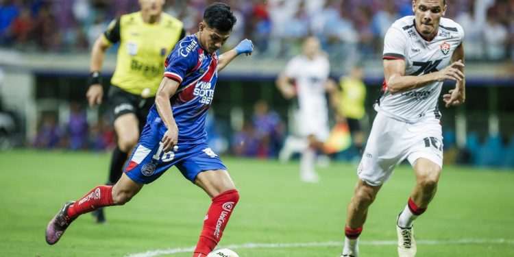 Bahia brilha na Fonte Nova e larga na frente na final do Baianão