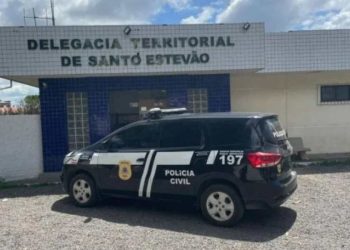 Mulher é levada à delegacia após se recusar a devolver R$ 1.800 recebidos por engano via PIX