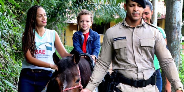PM da Bahia promove primeiro workshop sobre Equoterapia em Feira de Santana
