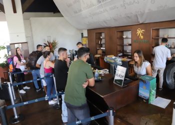 Turismo impulsiona geração de empregos formais na Bahia e responde por 10,3% das novas vagas