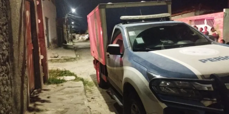 Noite de terror no Novo Horizonte: Casal é executado a tiros dentro de casa em Feira