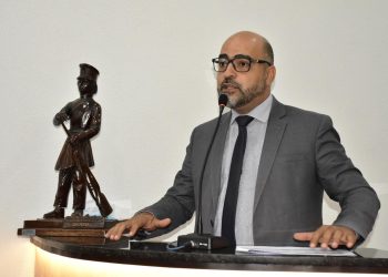 Vereador propõe melhorias para motoristas de aplicativo em Feira de Santana