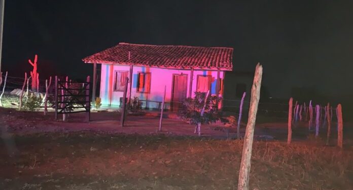 Homem é morto a tiros em Rafael Jambeiro e irmão é principal suspeito