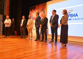 Feira de Santana se firma como polo de turismo de eventos, destaca José Ronaldo