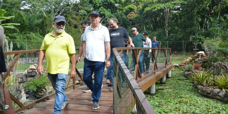 Prefeito José Ronaldo visita Parque da Cidade e destaca potencial turístico e ambiental do espaço