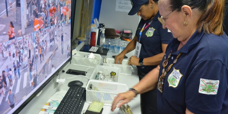 Mais de 300 documentos esquecidos na folia: Seprev facilita devolução na Micareta