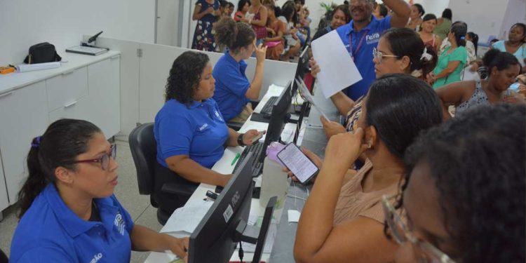 Feira de Santana moderniza agendamento de consultas e exames na rede municipal de saúde