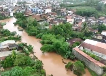 Governo da Bahia se mobiliza para apoiar municípios afetados pelas fortes chuvas