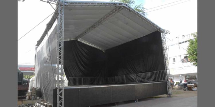 Feira de Santana entra no clima junino com Arraiá do Comércio