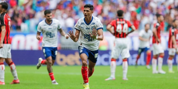 Bahia vence o Vitória em clássico quente na Fonte Nova com dois expulsos e emoção até o fim