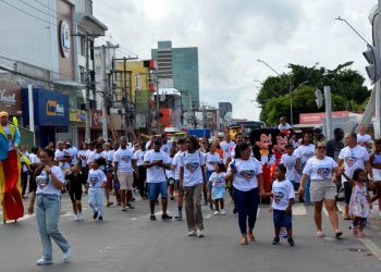 Feira de Santana se une pela inclusão: Caminhada “Até que não seja abril” mobiliza cidade pela causa autista