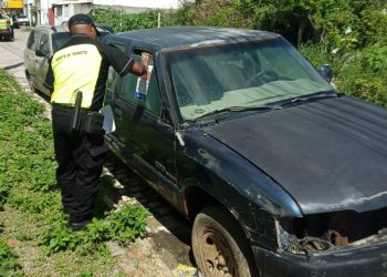 SMT intensifica remoção de veículos abandonados nas ruas de Feira de Santana