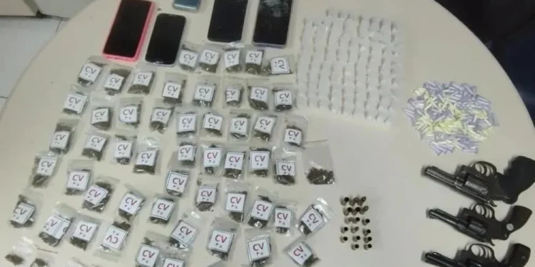 Três homens morrem em confronto com a polícia no bairro Mangabeira, em Feira de Santana