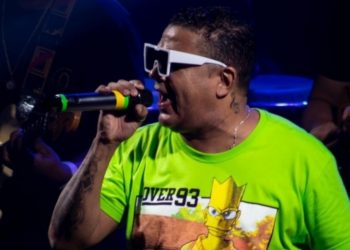 Revolusamba comanda o último dia da Micareta 2025 no Circuito Maneca Ferreira