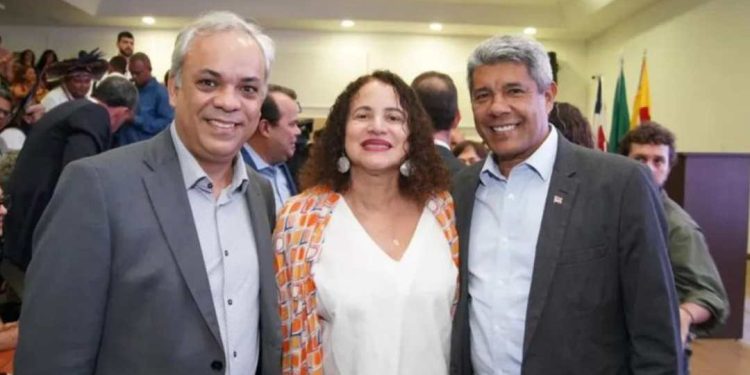 Governo anuncia R$ 67,3 milhões para educação científica na Bahia; Ministra de Lula participa do evento em Salvador