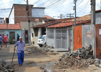 Prefeitura de Feira vai notificar a Embasa por obras malfeitas no bairro Caseb
