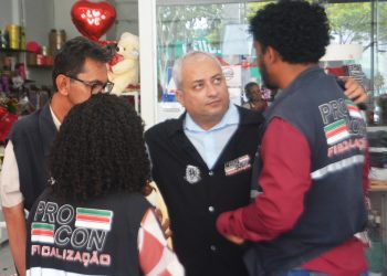 PROCON intensifica fiscalização e alerta para golpes online no Dia das Mães