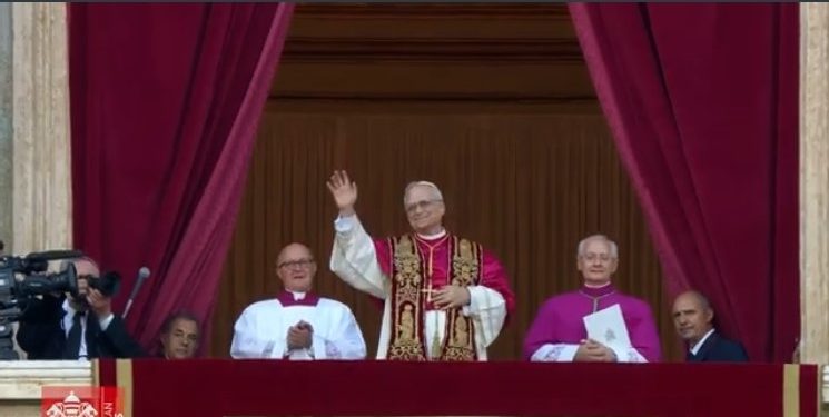 Papa Leão XIV pede Paz e lembra Francisco: “Ajudem A Construir Pontes”