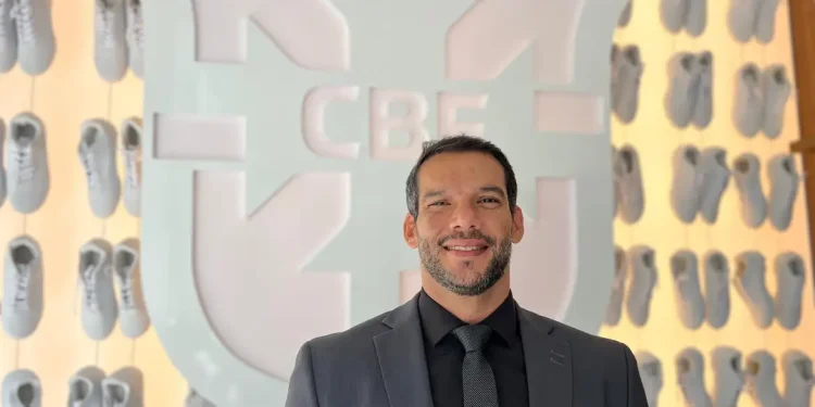 Samir Xaud registra chapa e deve ser eleito presidente da CBF sem concorrência