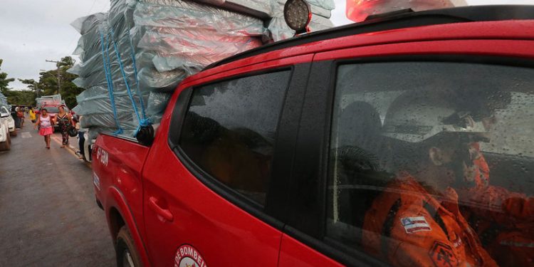 Governo do estado segue firme no socorro a municípios atingidos pelas chuvas na Bahia