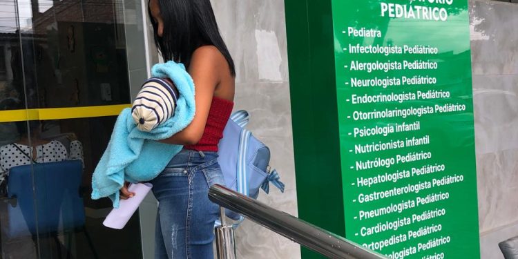 Hospital da Mulher reforça cuidado com crianças e mães atípicas no Dia das Mães