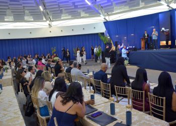 Prefeito José Ronaldo abre Evento X 2025 e destaca força do mercado imobiliário em Feira de Santana