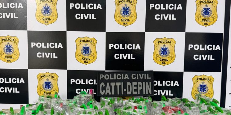 Polícia Civil intercepta lote de lança-perfume enviado para a Micareta de Feira