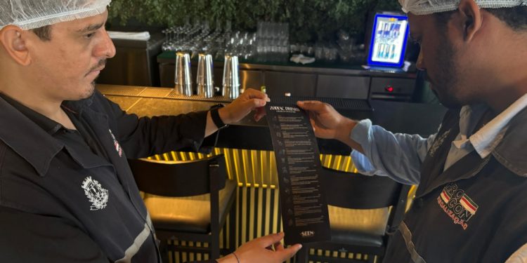 Procon flagra 456 produtos vencidos durante Operação Dia dos Namorados em Feira de Santana