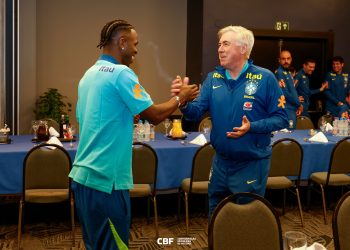 Seleção Brasileira inicia preparação em São Paulo para enfrentar Equador e Paraguai