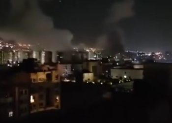 Israel ataca alvos nucleares no Irã e mata principais líderes militares do regime