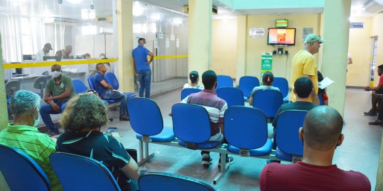 Ceaf amplia horário para atendimento a contribuintes que desejam pagar IPTU com 20% de desconto