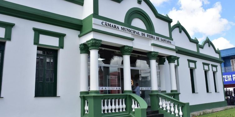 Câmara de Feira aprova LDO 2026 com foco em saúde, inclusão social e infraestrutura