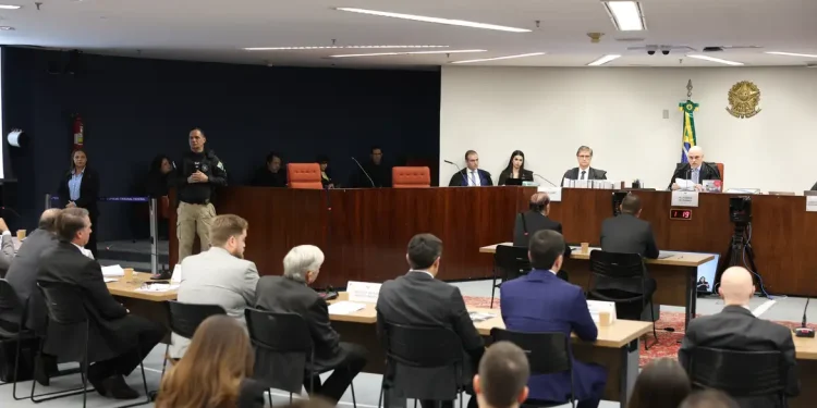STF encerra primeiro dia de interrogatórios de réus da trama golpista