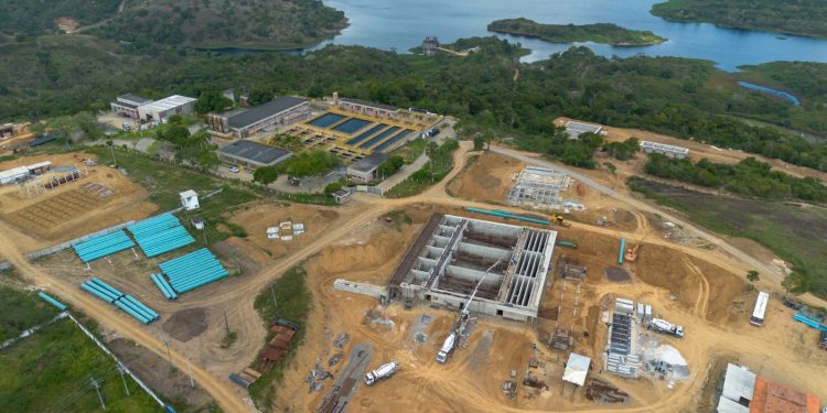 Embasa interligará novas estruturas ao sistema de água e interromperá abastecimento em Feira e região