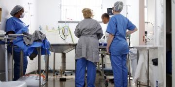 Bahia reforça estrutura de saúde para atender vítimas de queimaduras durante o São João