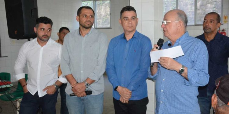 Feira de Santana concede isenção de tributos a comerciantes populares afetados pela pandemia