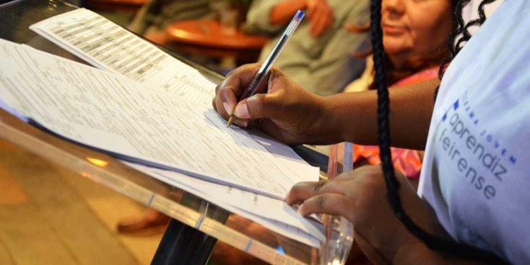 Feira de Santana relança programa Jovem Aprendiz Feirense nesta segunda (17) com mais de 900 jovens participantes