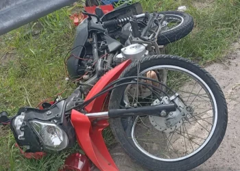 Motociclista morre após perder controle da moto na BR-324 em Feira de Santana