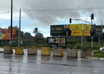 Retorno da Avenida Nóide Cerqueira segue interditado em Feira de Santana até o fim de junho