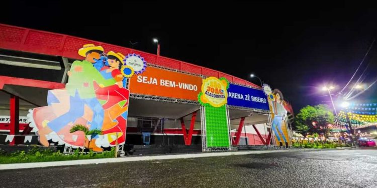 São João em estádios? Tradição junina ganha novo formato em cidades da Bahia