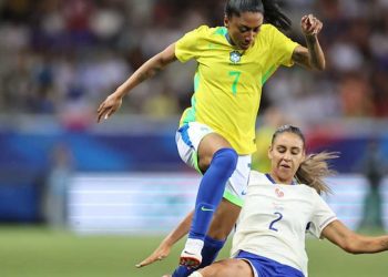 Brasil perde para França em último amistoso antes da Copa América Feminina