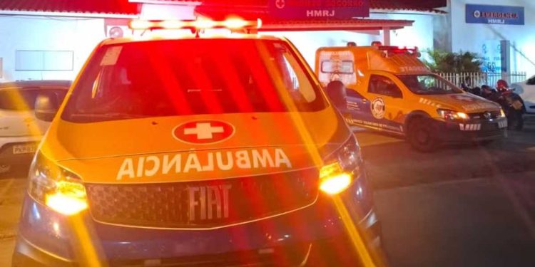 Acidente com motocicleta deixa três crianças feridas na Bahia