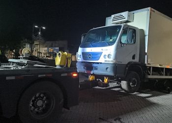 Caminhão frigorífico roubado em Salvador é recuperado pela Polícia Civil em Feira de Santana